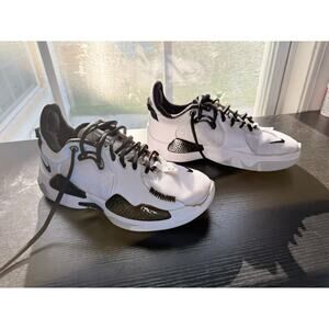 Nike PG 5 TB White Black Basketball Shoes Youth Size 6 / Women’s 7.5 Paul George